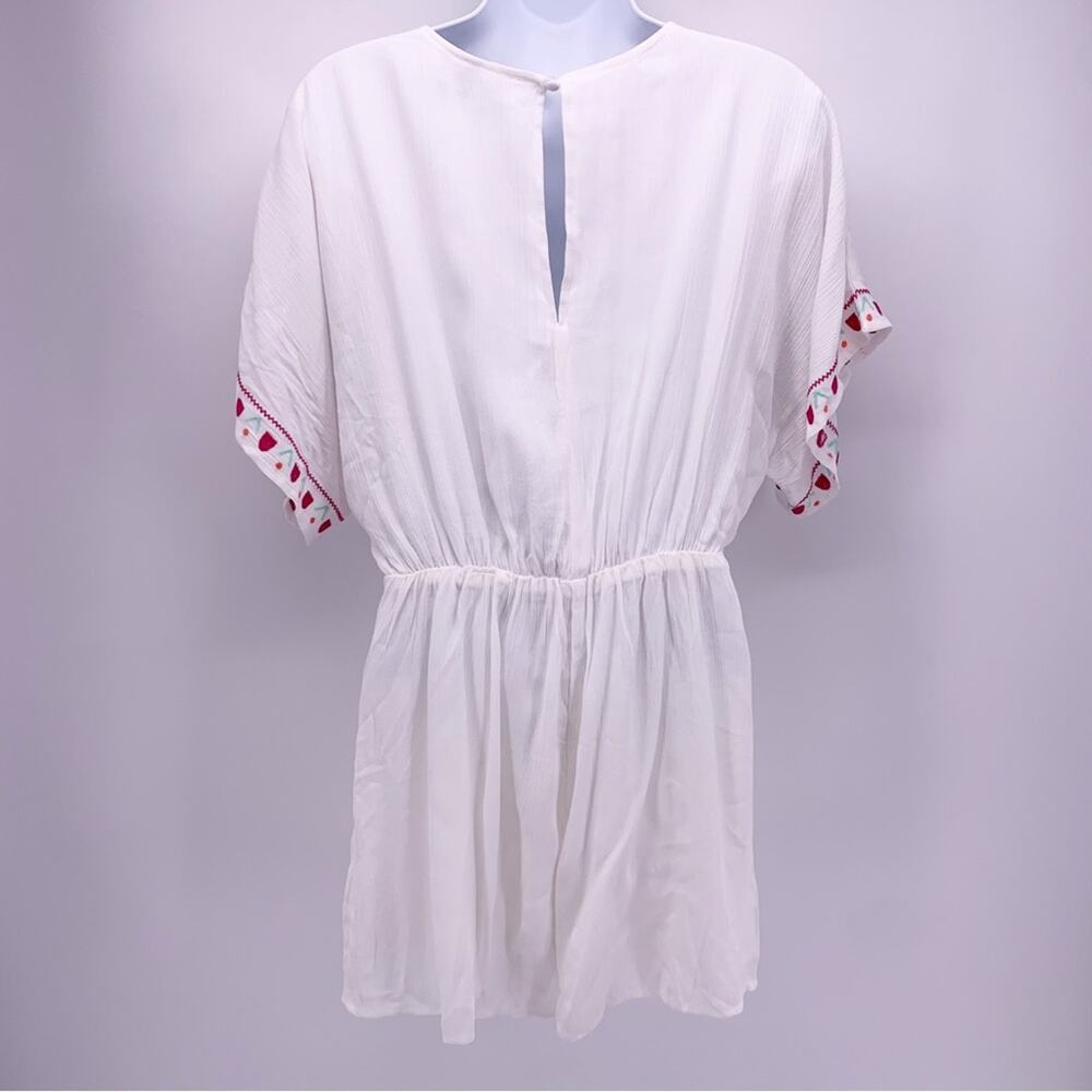Jun & Ivy White Floral Embroidered Shorts Romper Size S - Picture 5 of 8
